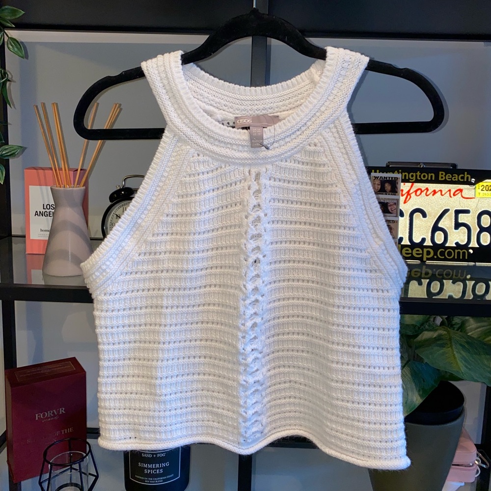 NWT✨ASOS Design Crochet Halter Neck Top - Picture 7 of 8